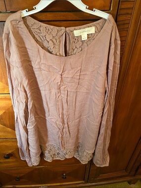 Anthemland Women's Lace-Trim Long Sleeve Top - Dusty Rose